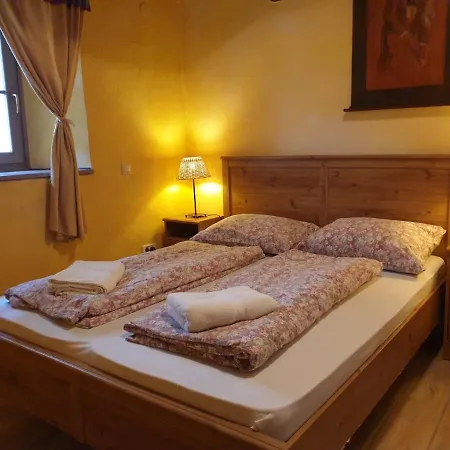 Apartments Belopeski Dvori Kranjska Gora Zimmer foto